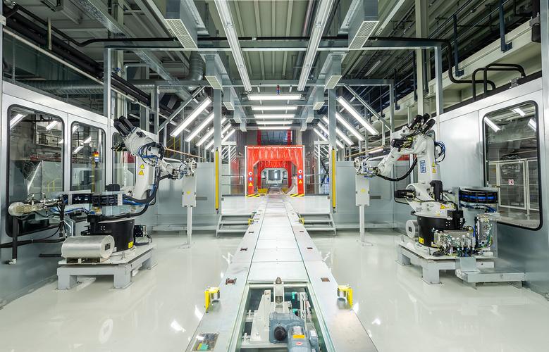 杜尔新一代七轴机器人进驻重庆金康打造功能完备的智能工厂